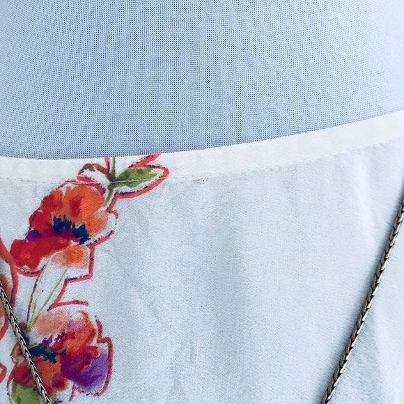 SOLD🚫Maeve Floral Coral Flutter Silk Blouse - Picture 5 of 8